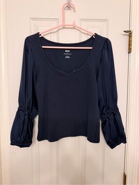 MOVING SALE: Anthropologie Navy Scoop-Neck Puff Sleeve Top